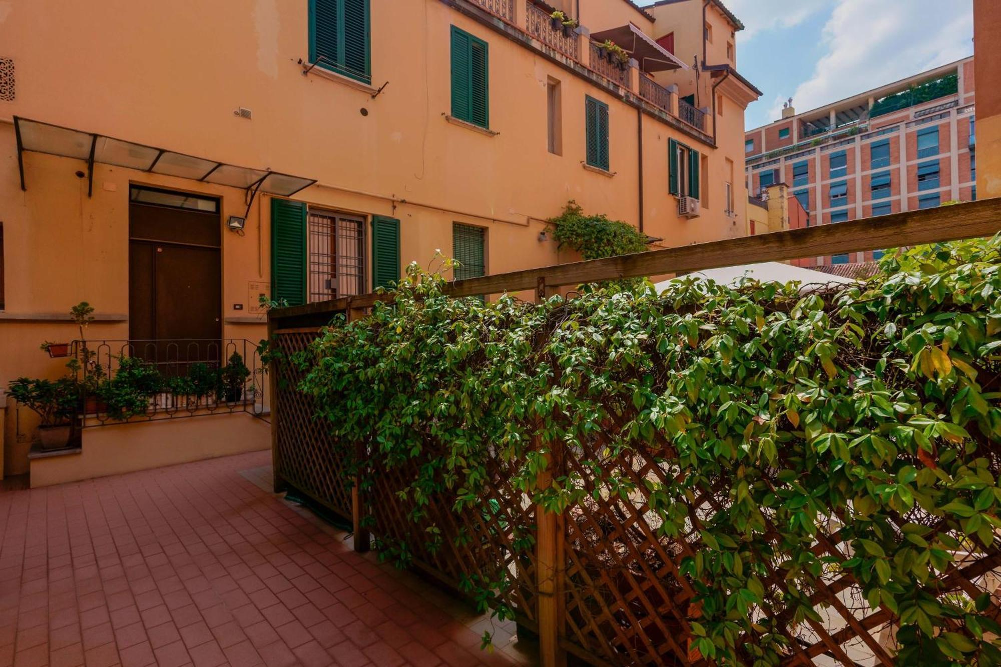 Maison N14 Bologna Exteriör bild