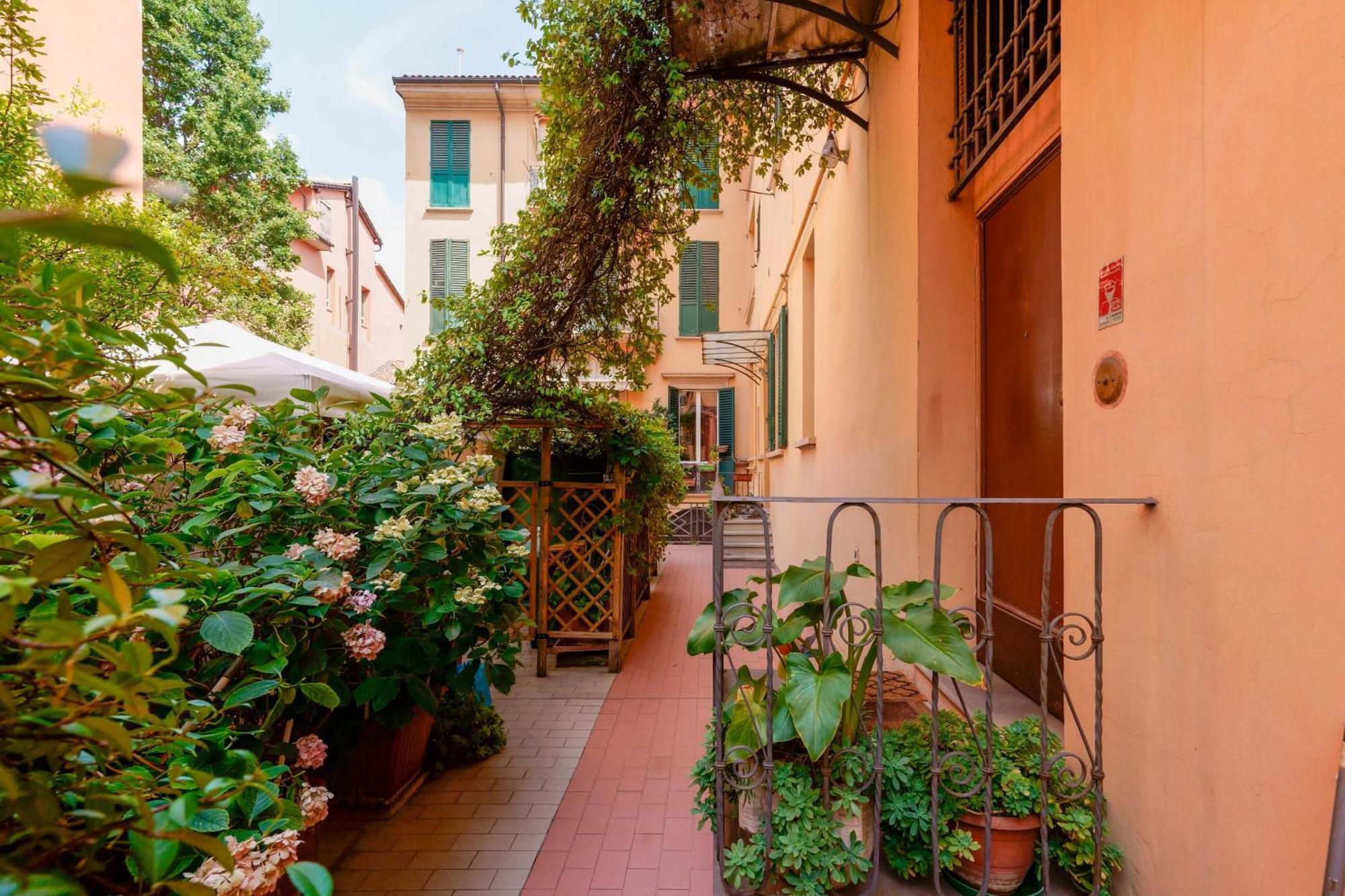 Maison N14 Bologna Exteriör bild