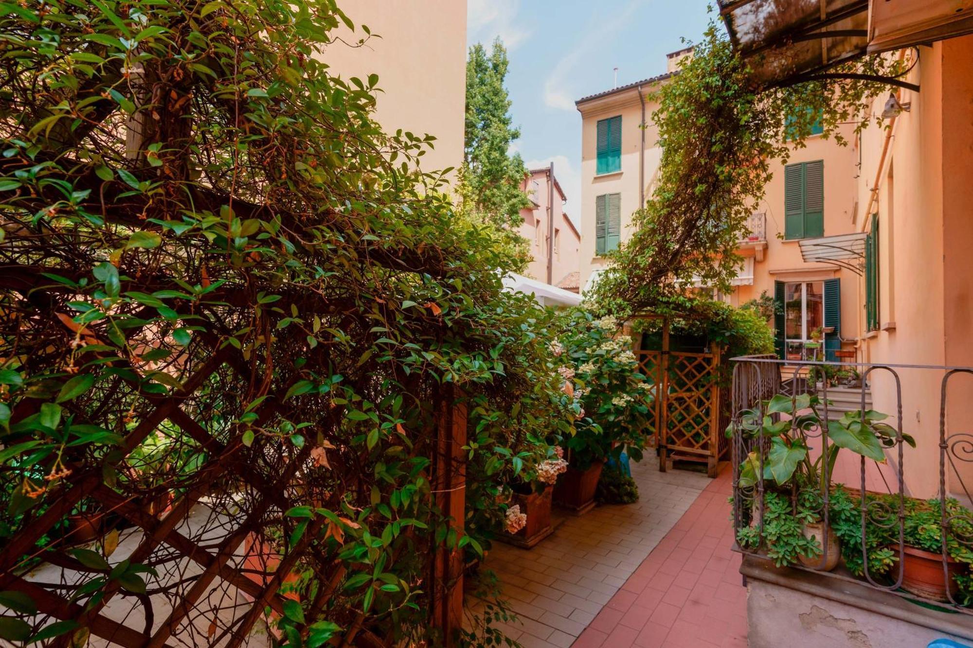 Maison N14 Bologna Exteriör bild